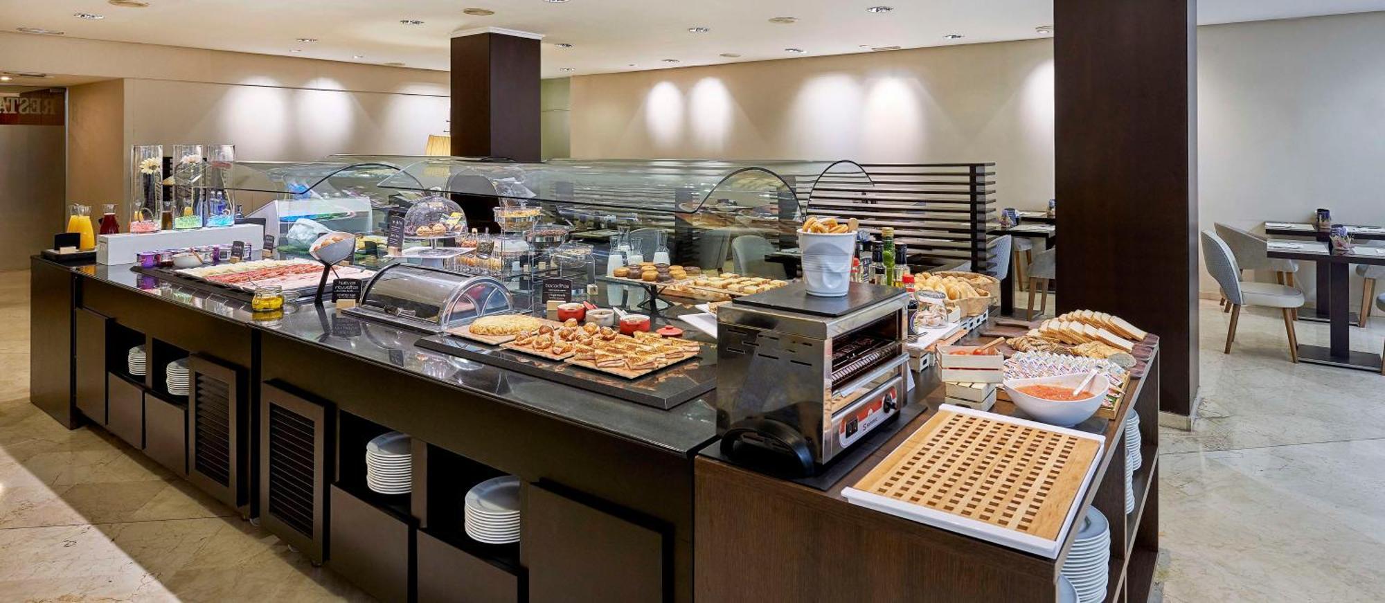 Nh Ciudad De Valencia Hotel Екстериор снимка