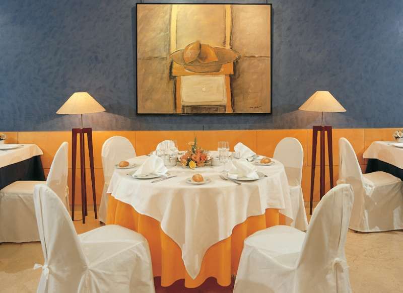 Nh Ciudad De Valencia Hotel Екстериор снимка
