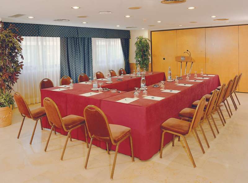 Nh Ciudad De Valencia Hotel Съоръжения снимка